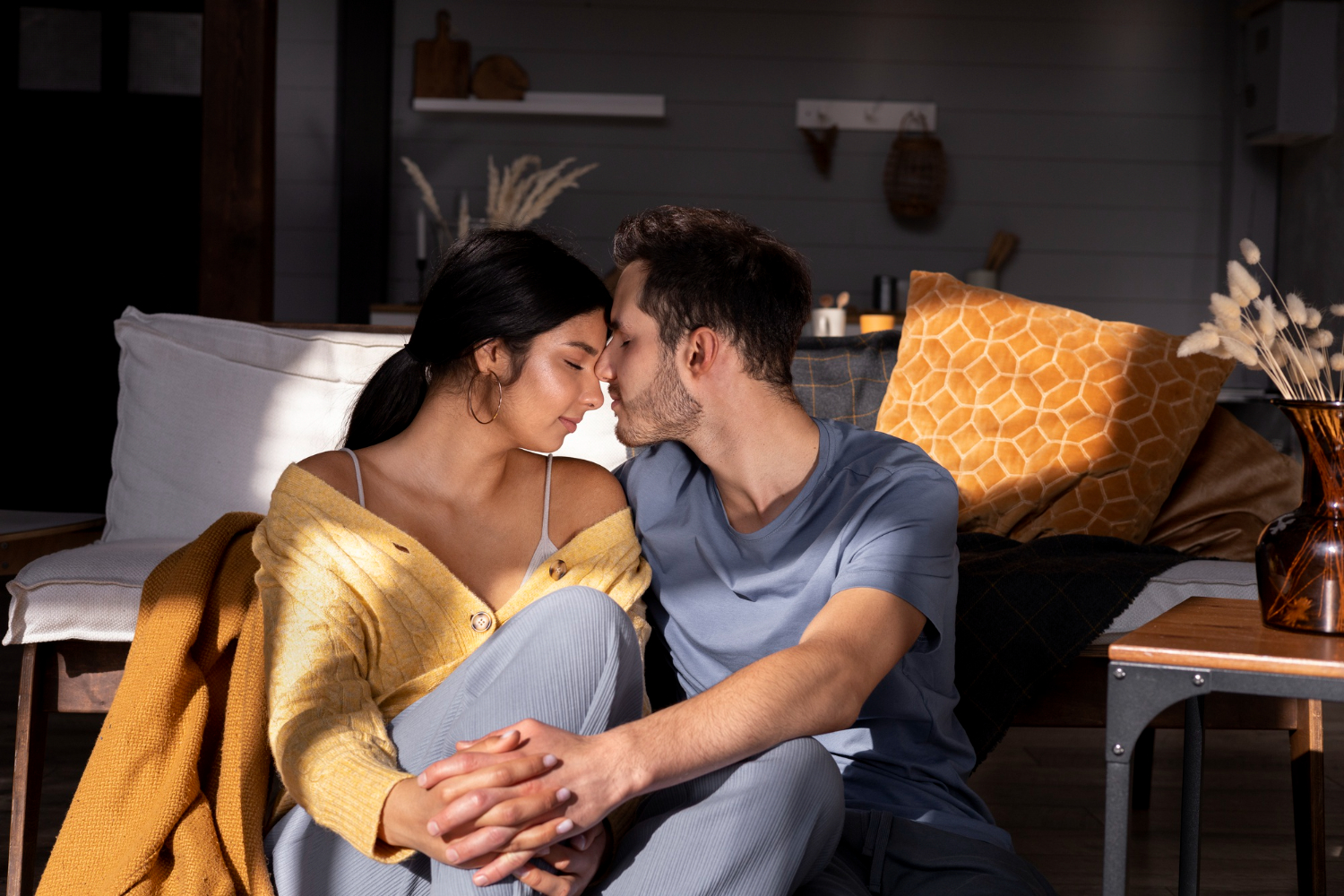 Емоції після сварки у стосунках пари: як відновити контакт, повернути довіру і знову відчути близькість